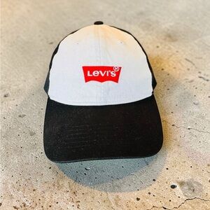 Levis Hat Cap Snap Back Youth  Small Adult Red Black Cotton Twill Skate EUC